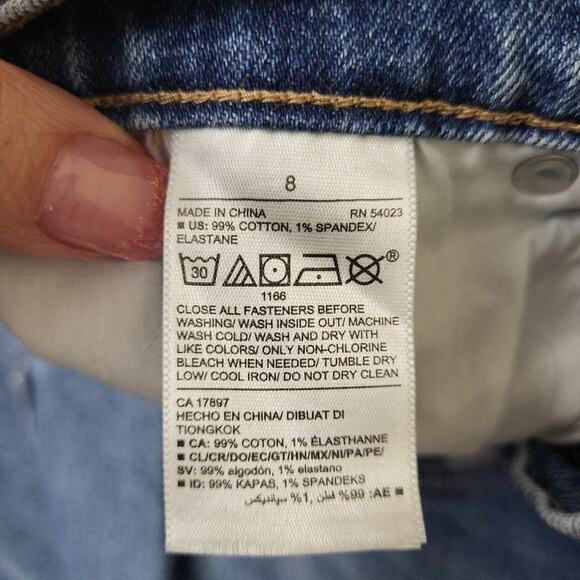 Old Navy Womens Blue High Rise Light Wash‎ Distressed Boyfriend Jeans Size 8 - Picture 9 of 12